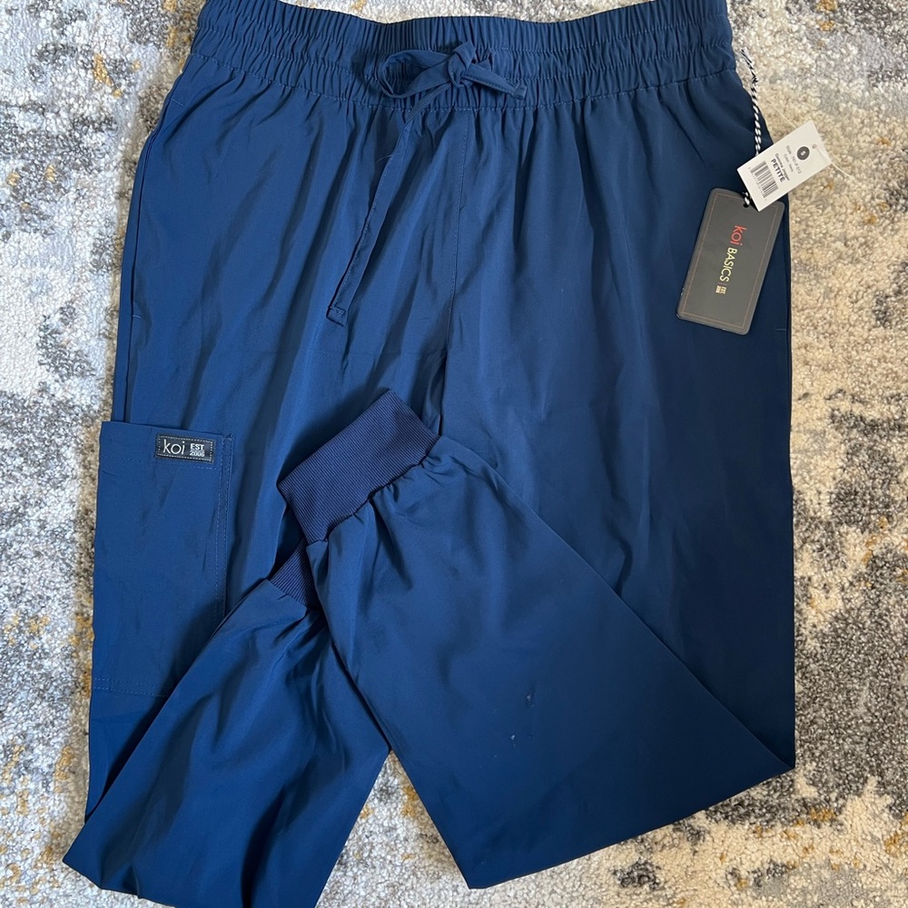 Navy Blue Petite jogger scrub pants